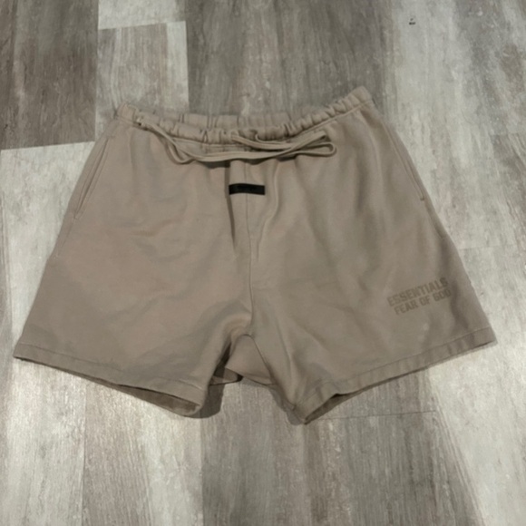 FOG Essentials Shorts cream sz XXL - Picture 2 of 6